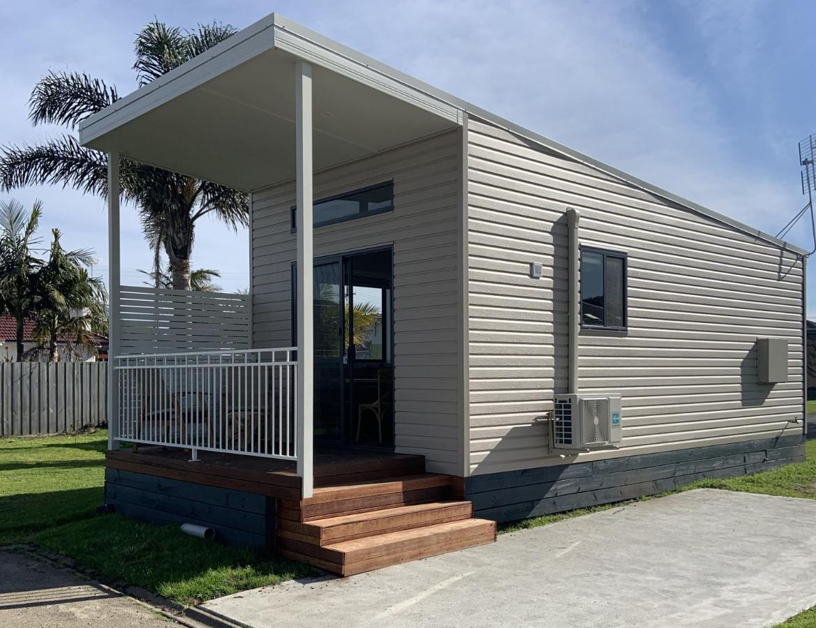 Waters Edge Holiday Park Lakes Entrance Room photo